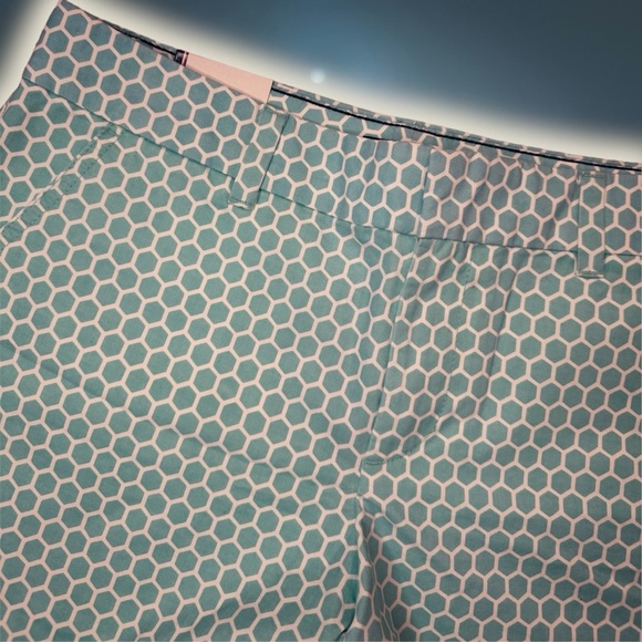 NWT Tommy Hilfiger Mint & White Geometric Honeycomb Print 5” Chino Shorts Size 6 - Picture 5 of 7